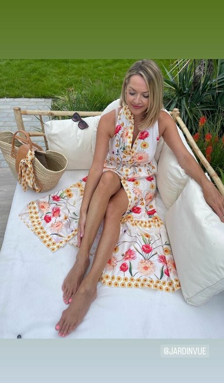 Mel Lowe hd pornstar images