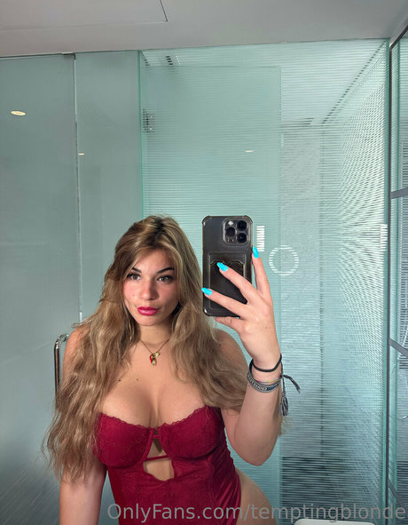 temptingblonde porn actress image