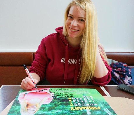 Laura Katz star nude photos