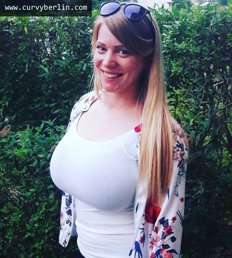 Laura Katz star adult image