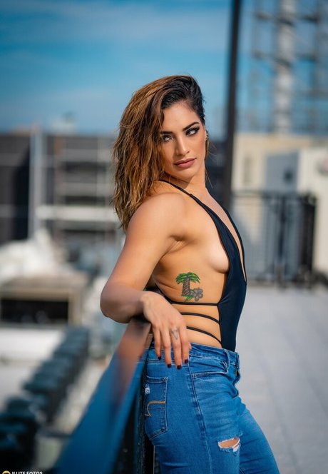 Raquel Rodriguez model erotic archive