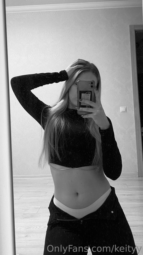 Keityy nude pornstar archive