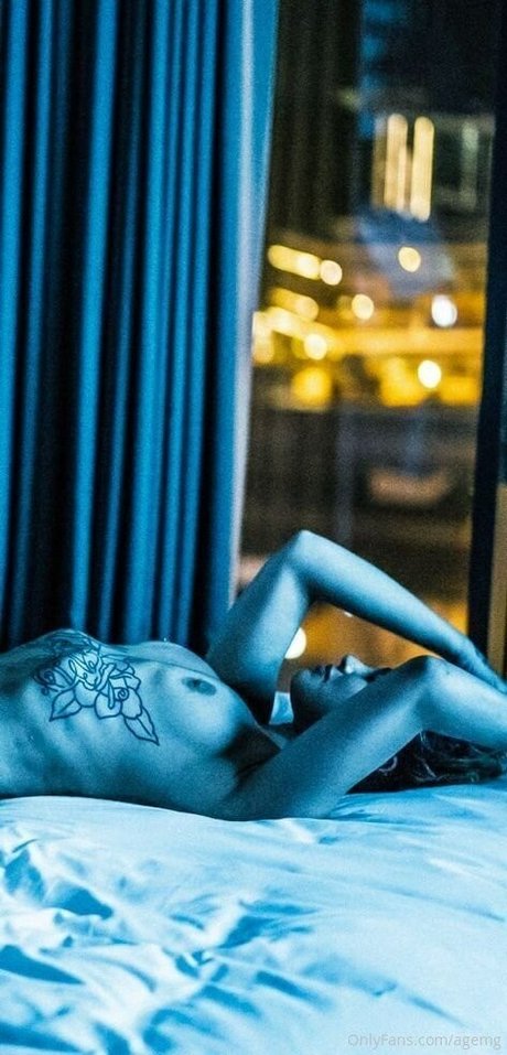 Agemg sex actress photos