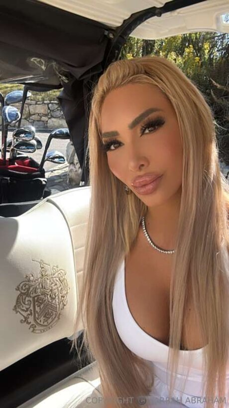 Farrah Abraham model pornographic photos