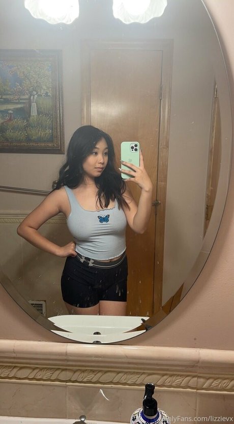 Lizzievx star pretty pic