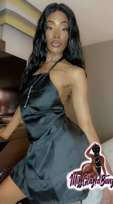 MizzGlazedBunz star exclusive gallery