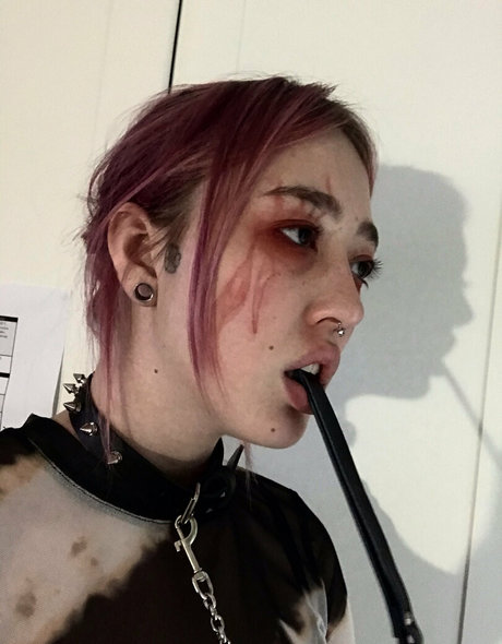 Moshpitmi pretty pornstar archive