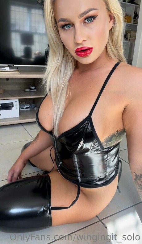 wingingit solo perfect pornstar archive