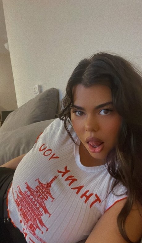 ninaxcarolina naked model pic