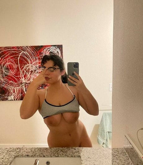 ninaxcarolina erotic pornstar pic