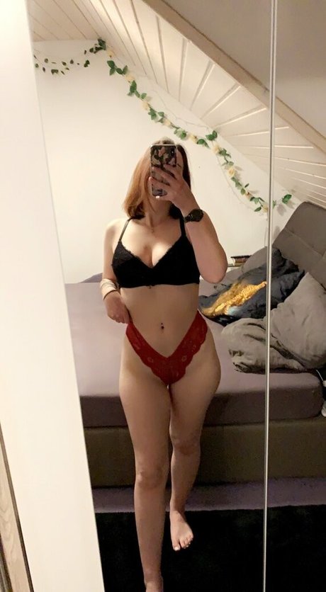 daisy woods star beautiful photos