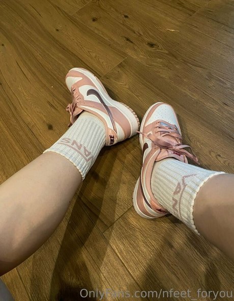 nfeet foryou top star photo