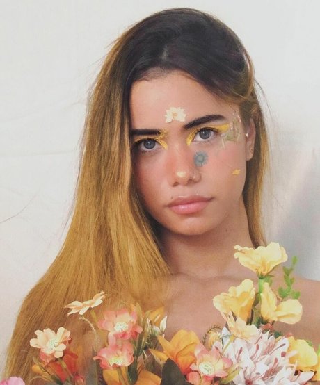 Analise pretty star galleries