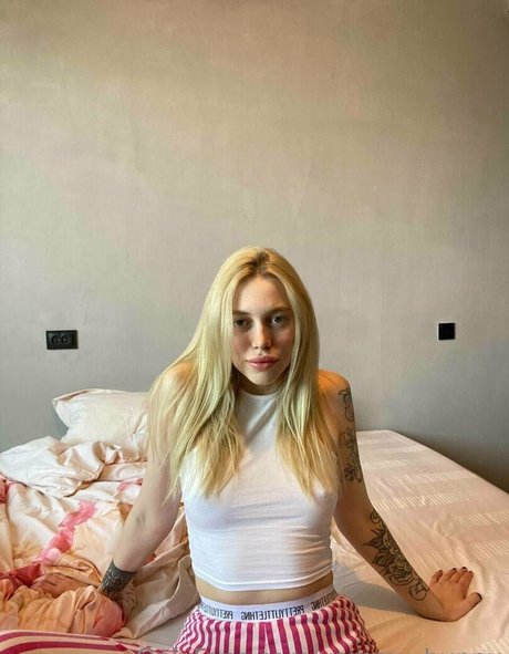 yammy bunny hd actress images