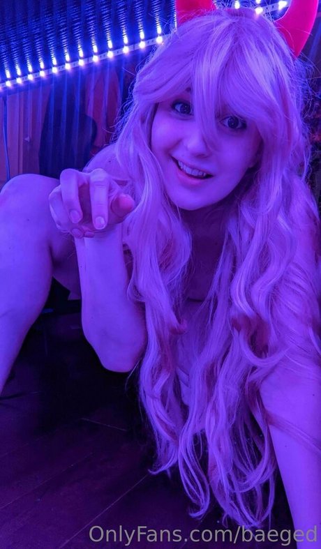 baeged star free galleries