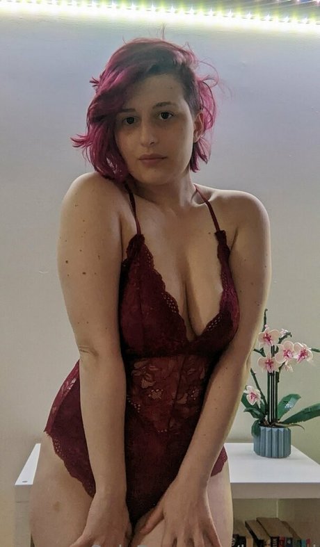 baeged nudes star pics