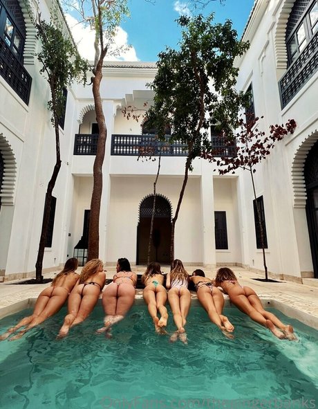 thegingerbanks nudes model img