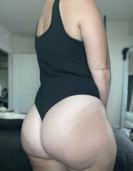 Ishrn porn actress galleries