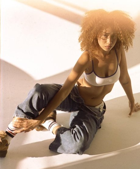 xulanichristine pornstar exclusive images