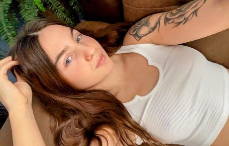 petite latina onlyfans free naked photo