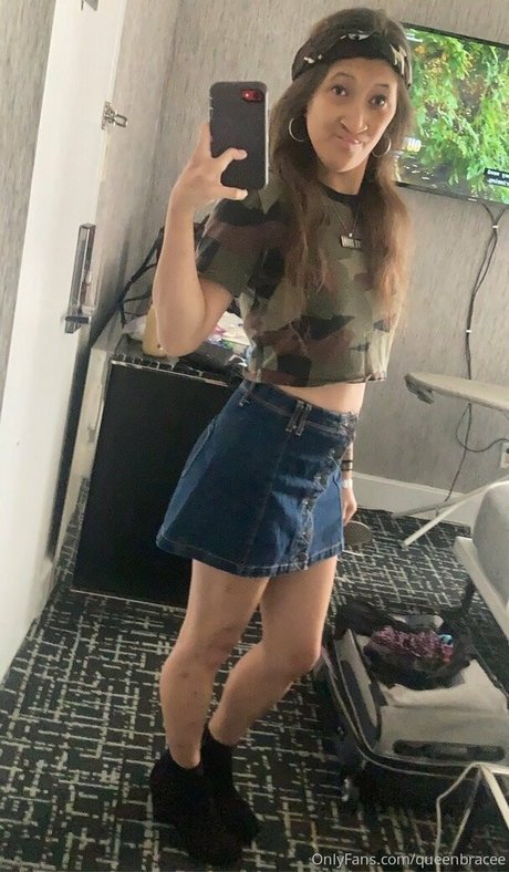 queenbracee star sexy photo