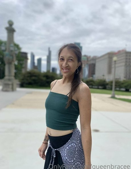 queenbracee star perfect image