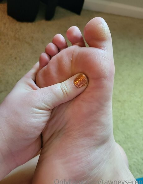 tawneyseren nudes star image