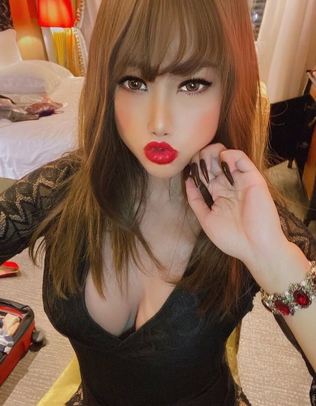 vampypat star adult gallery