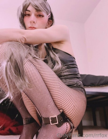 rrfox star xxx image