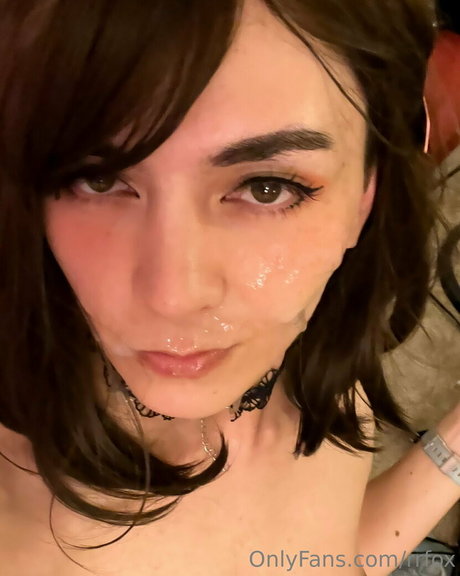 rrfox pornstar exclusive img