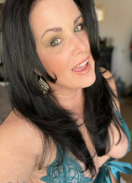 evparrishsouthernmil xxx model picture