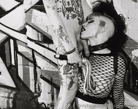 ts snowqueen pornstar perfect pics