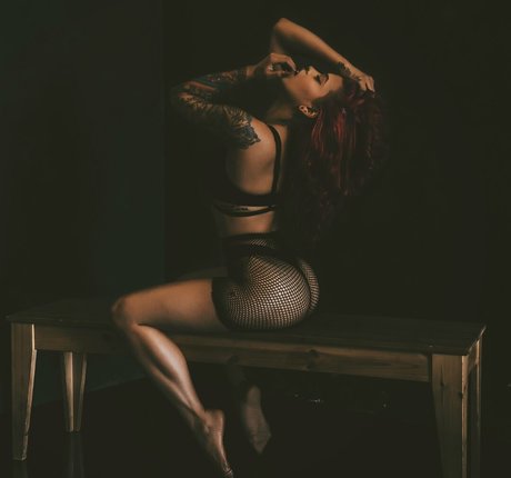 Miss Charlie Pearl Profile pic