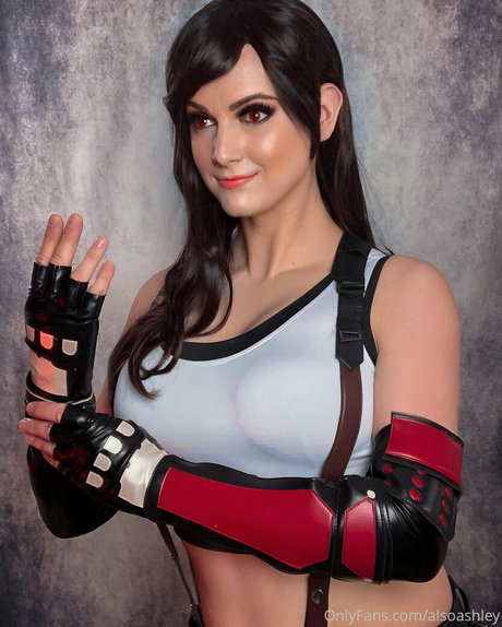 AlsoAshley naked pornstar photo