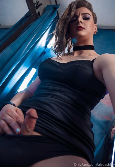 AlsoAshley pretty pornstar image