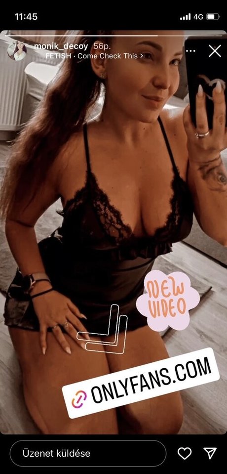 Monikdecoy beautiful pornstar pic