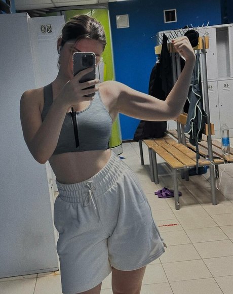 Ahrinyan Profile pic