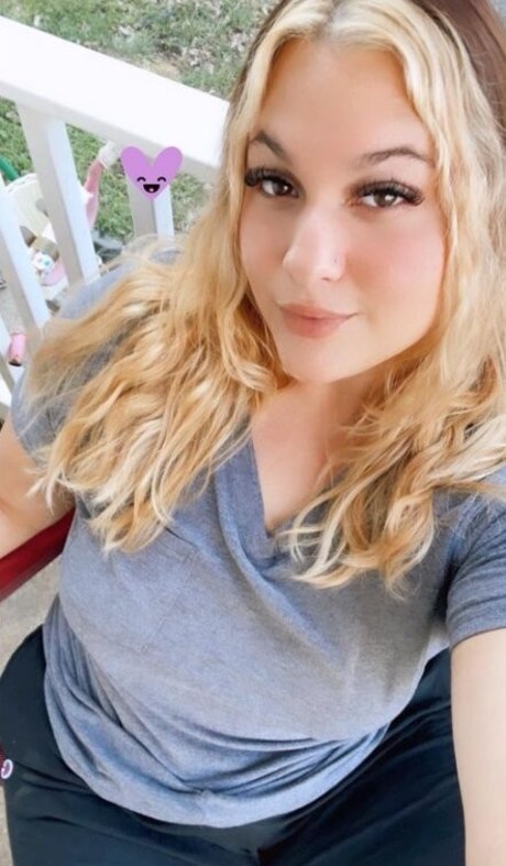 Alexa Baez naked actress img