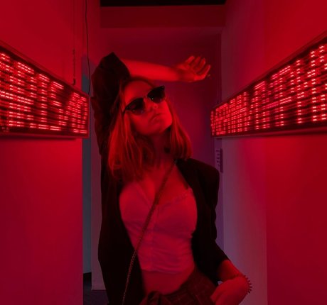 Diana Volynets top star gallery