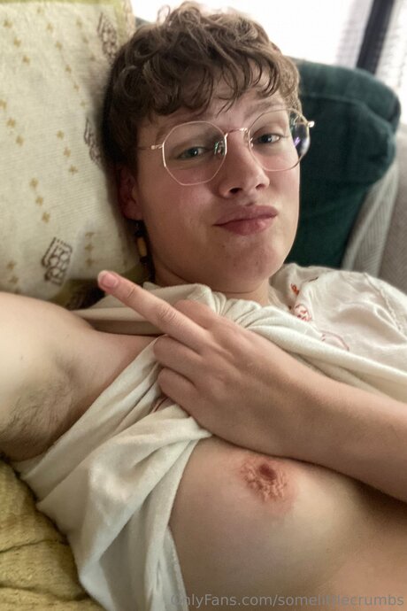 somelittlecrumbs model erotic image