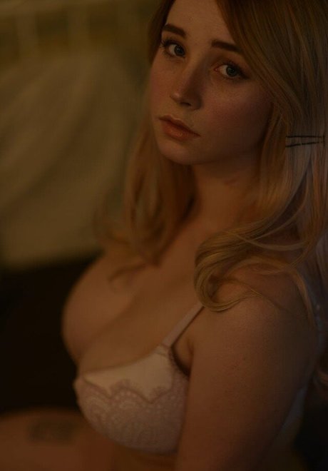 Anna Blaze star naked pic