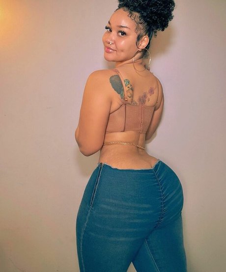 Darla Dimples top actress images