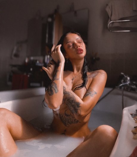 Baby Momo model hot photos