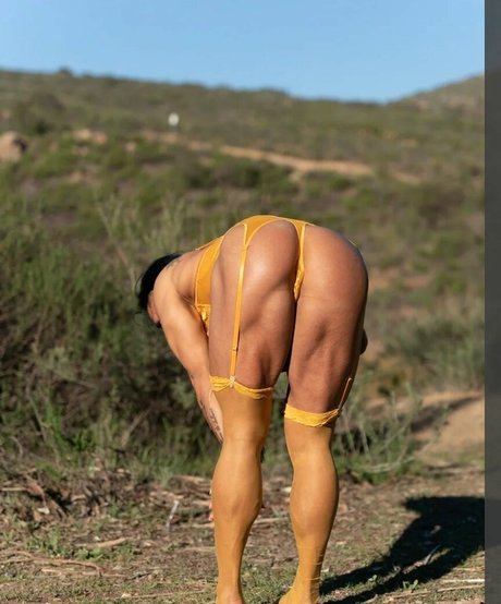 Marilyn Yee Tong pornstar naked photo