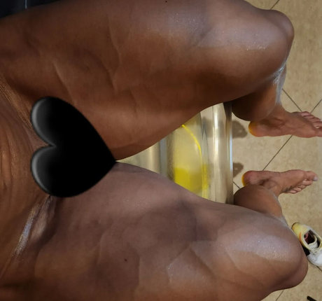 Marilyn Yee Tong model exclusive photos