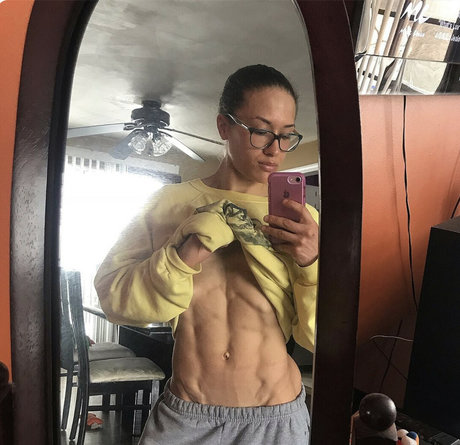 Francesca Mujica beautiful star images