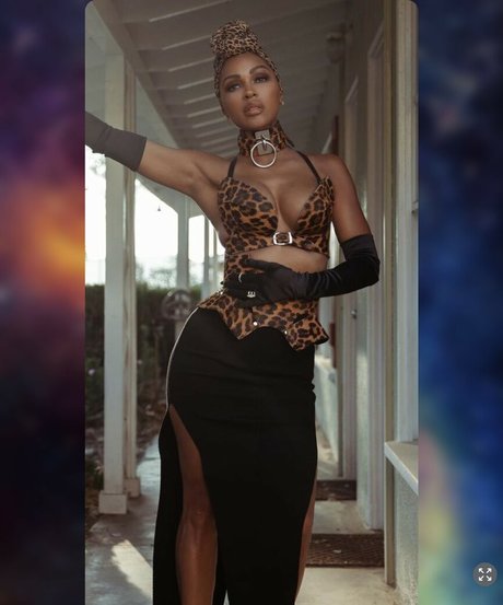 Meagan Good hot star img