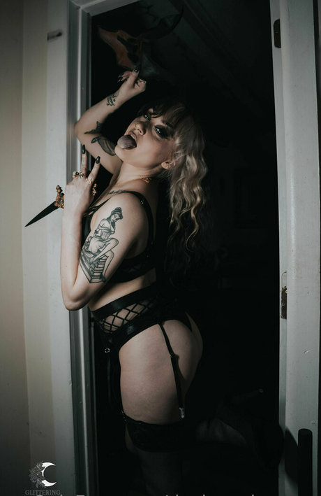 duchessdemone beautiful model photo