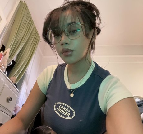 itsqueennovaa pornstar hot photos