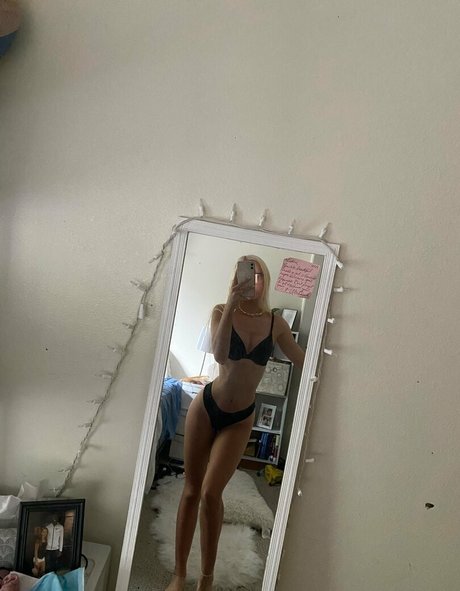 aubreyluvsss xxx model pics